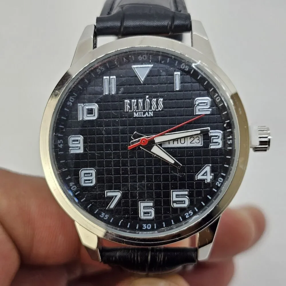 Benoss‎ Milan 38MM Men's Watch Black Dial Day Date Indicator Black Leather Bands